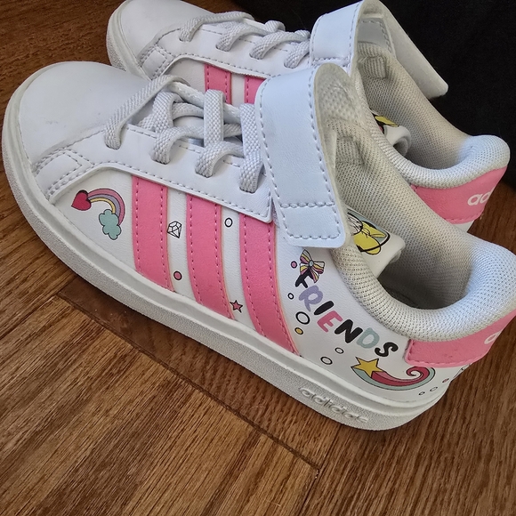 Disney Minnie Mouse & Daisy Adidas Kids' Sneakers in Pink and White - Picture 1 of 5